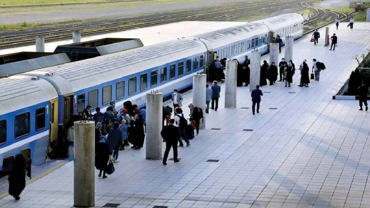 پیش‌فروش بلیت قطار‌های مسافری دی ماه از فردا