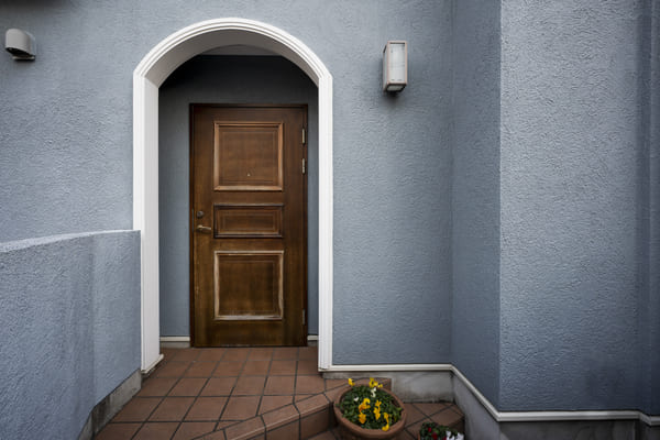 معیارهای اصلی برای انتخاب درب ضد سرقت در آپارتمان‌های کوچک